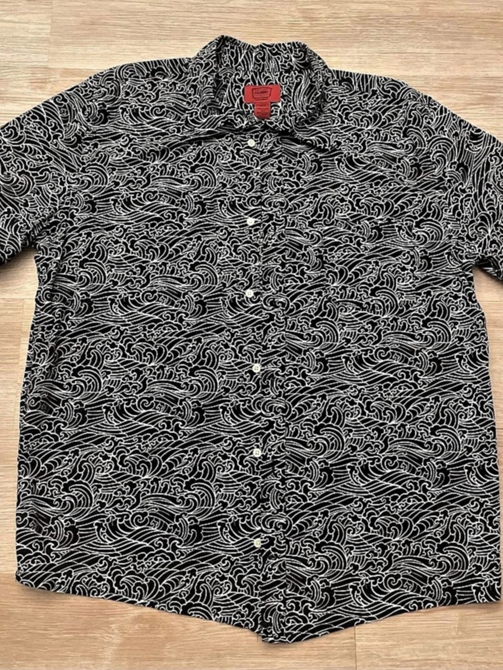 The Foundry Supply Co. Young Men's Sz XLT Black & White Waves Button-Down Shirt